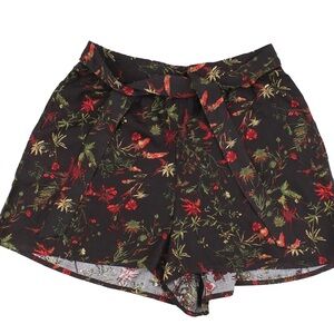 BLACK FLORAL SHORTS SIZE 12